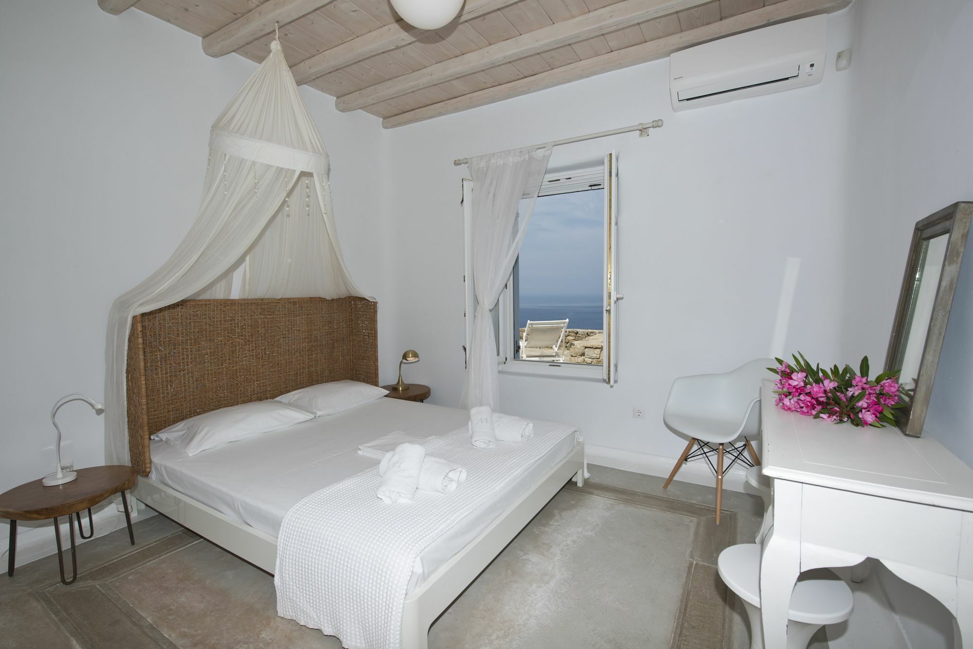 Infinity Blue Villa *